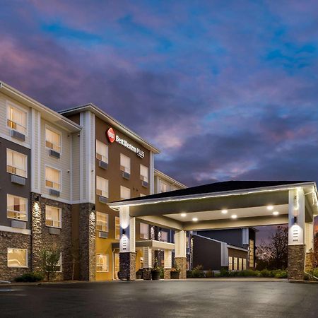 Best Western Plus Lacombe Inn And Suites Ngoại thất bức ảnh
