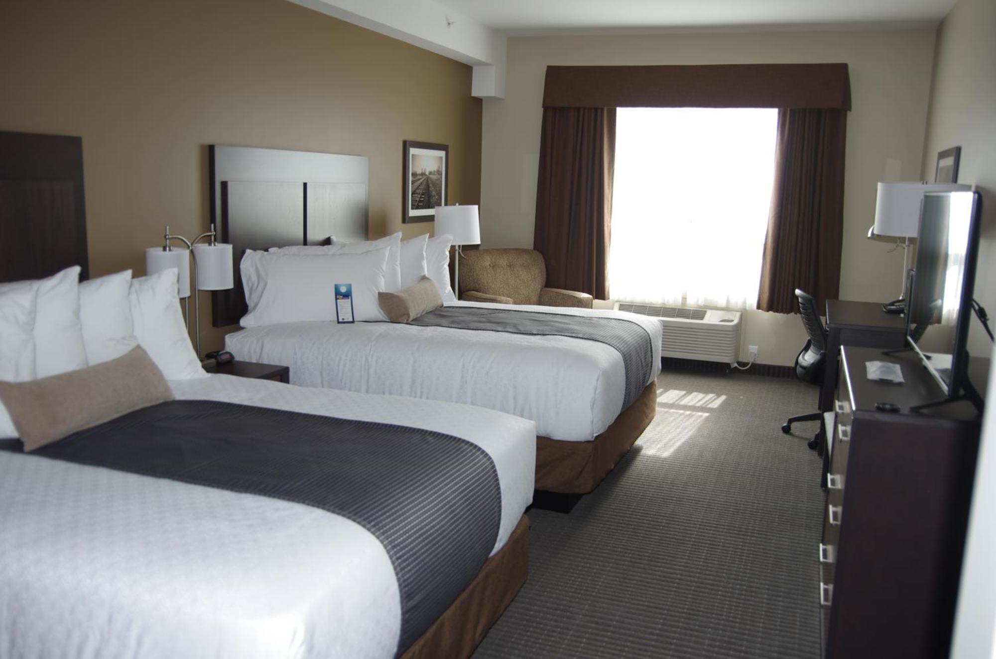 Best Western Plus Lacombe Inn And Suites Phòng bức ảnh